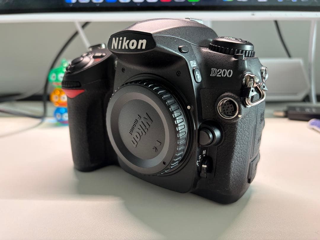 Nikon D200 デジタル一眼レフカメラ