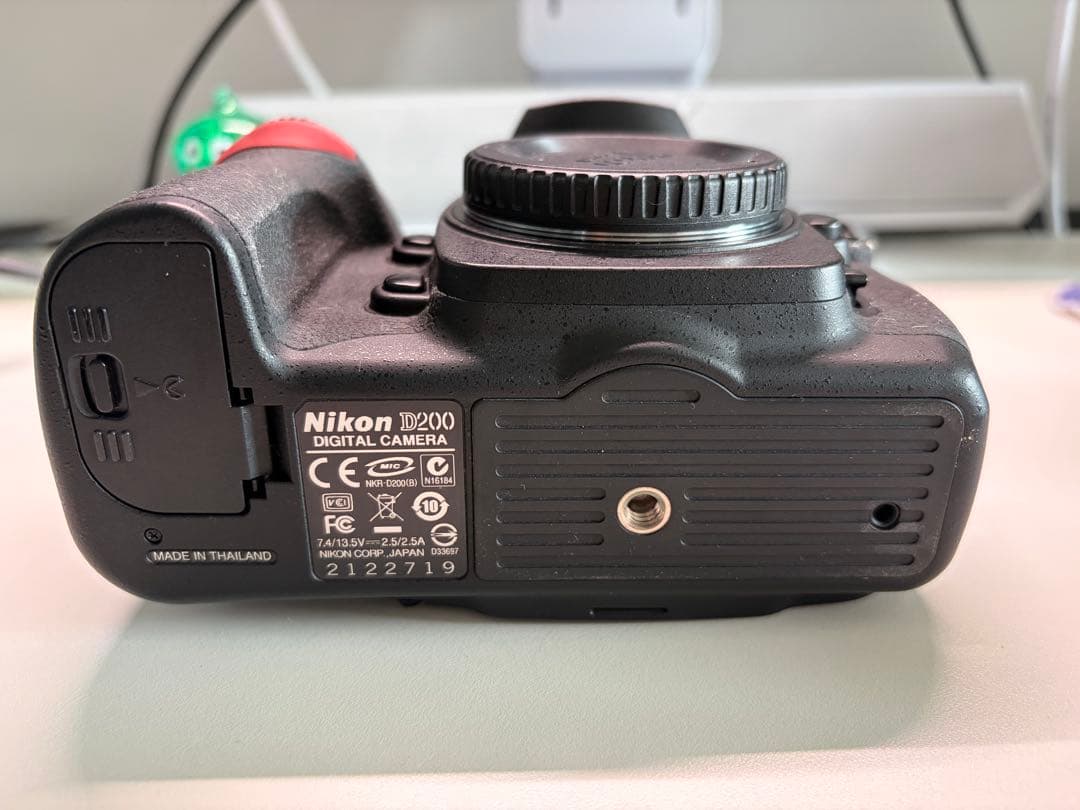 Nikon D200 デジタル一眼レフカメラ