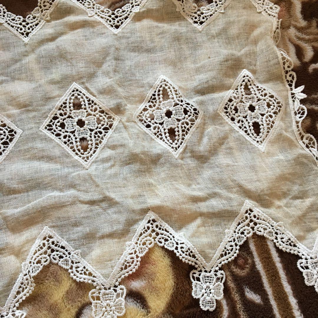 レース　テーブルセンター　ベルギーレース　アンティーク  刺繍クロス