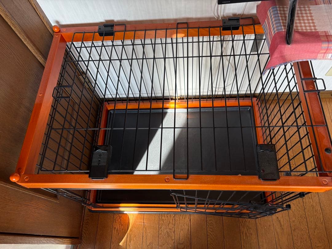 犬用ケージ 金属と木製 取り外し可能トレイ