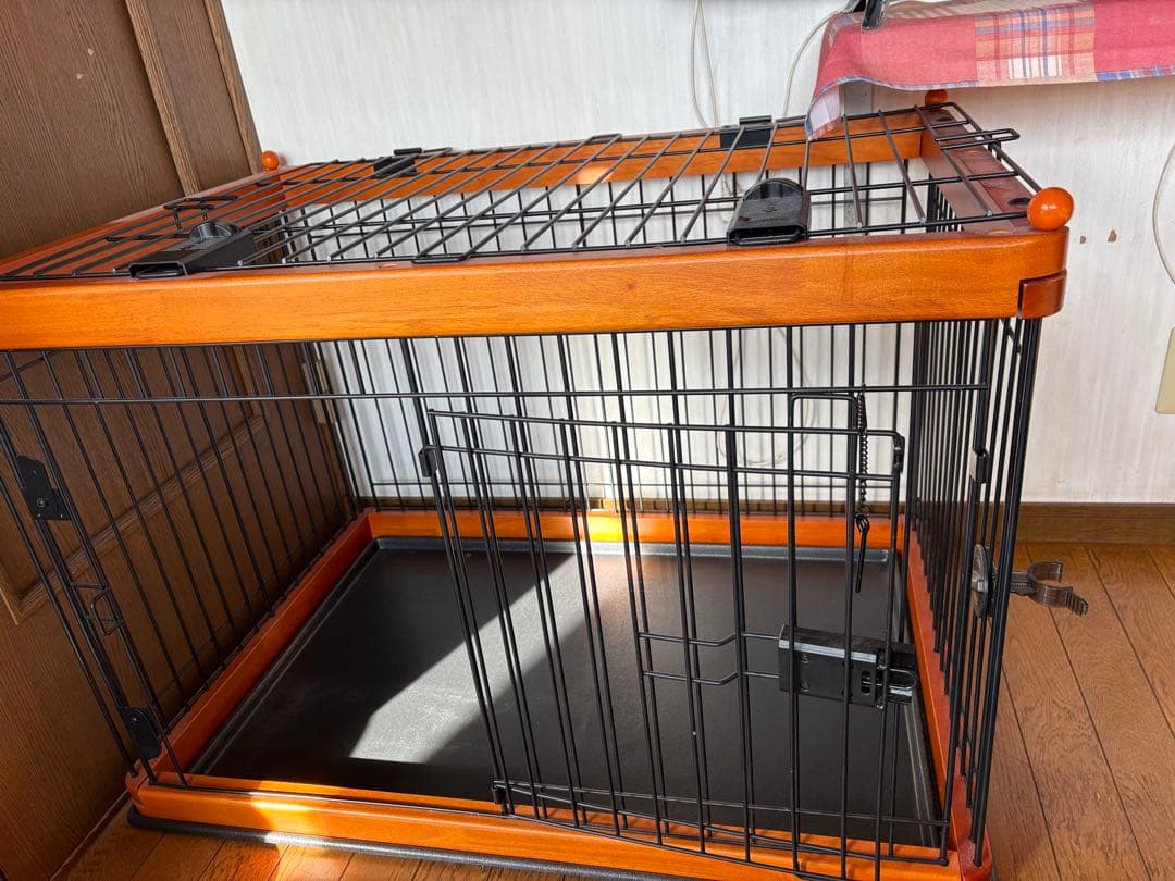 犬用ケージ 金属と木製 取り外し可能トレイ
