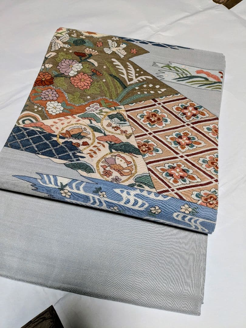 和箪笥の断捨離①✦未使用✦明綴れ 袋帯 グレー系 多彩な模様