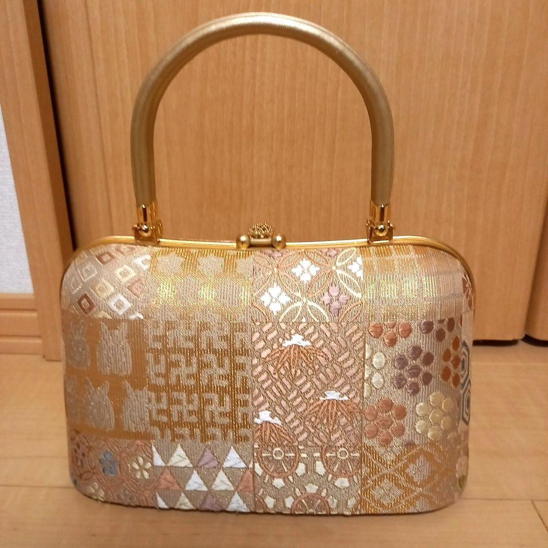 和装ハンドバッグと金色の草履セット 成人式　　入学式　結婚式