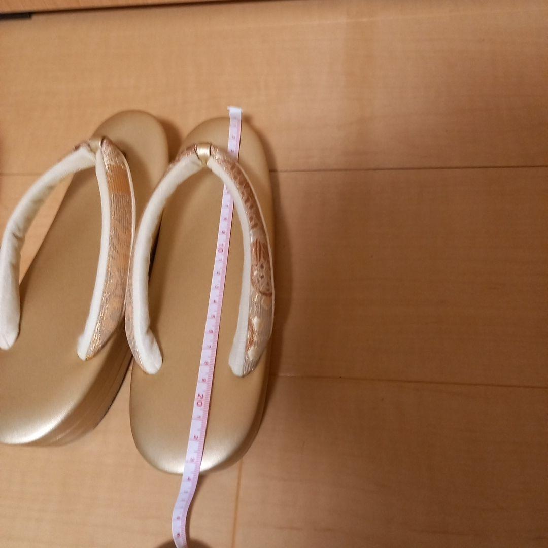 和装ハンドバッグと金色の草履セット 成人式　　入学式　結婚式