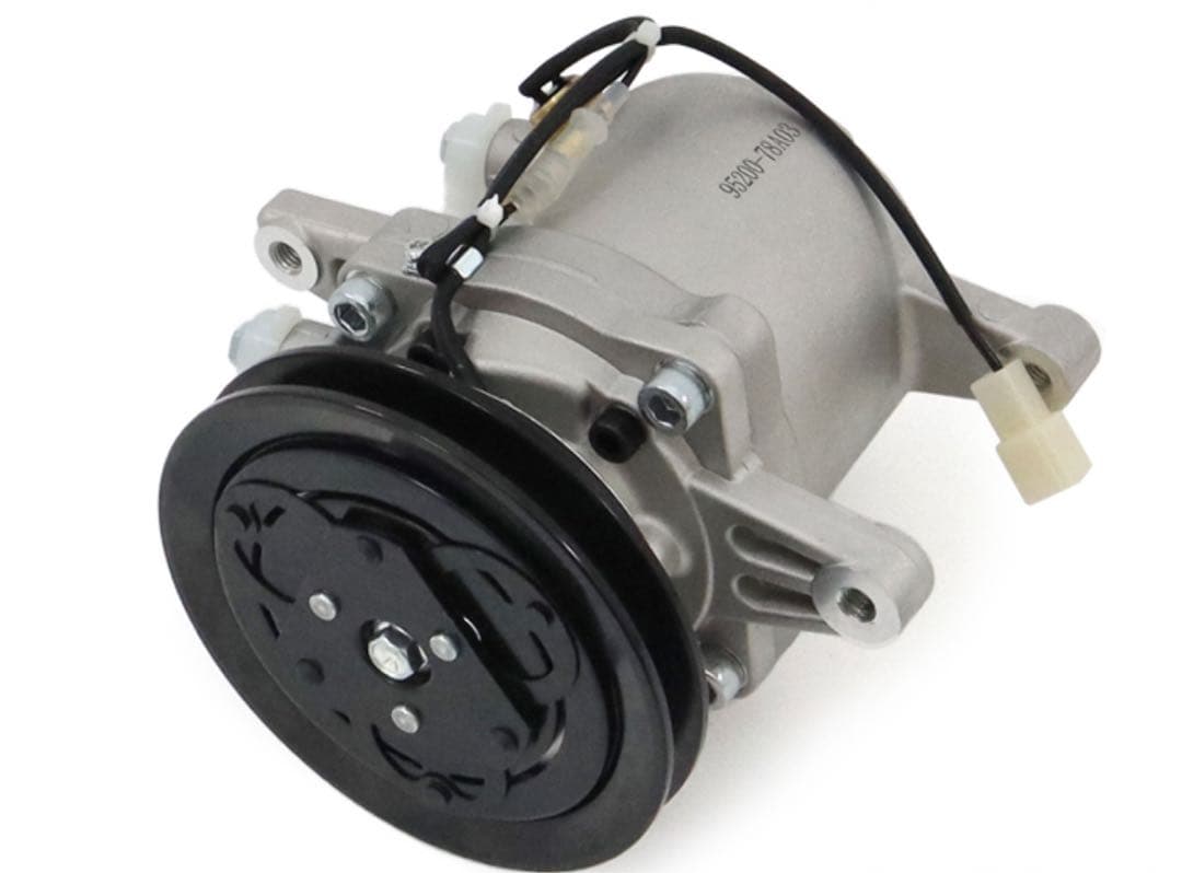 スズキ　キャリイ　エアコンコンプレッサー ACコンプレッサー 社外品