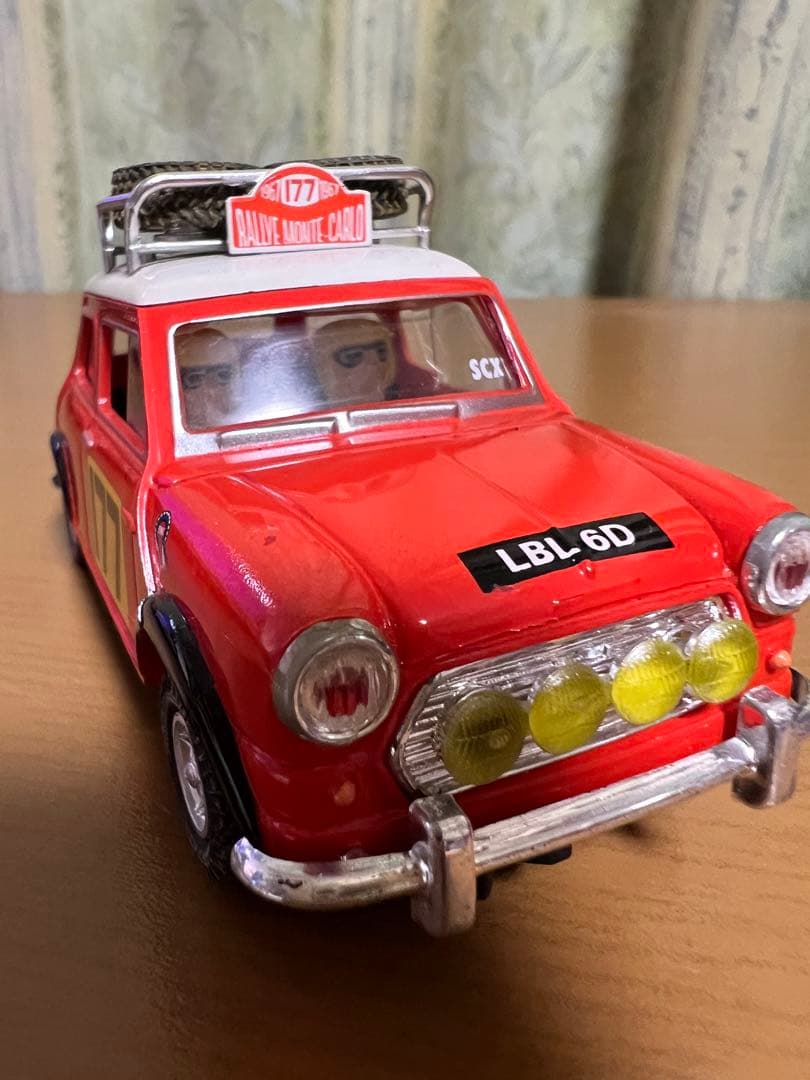 ミニクーパー スロットカー マシーン