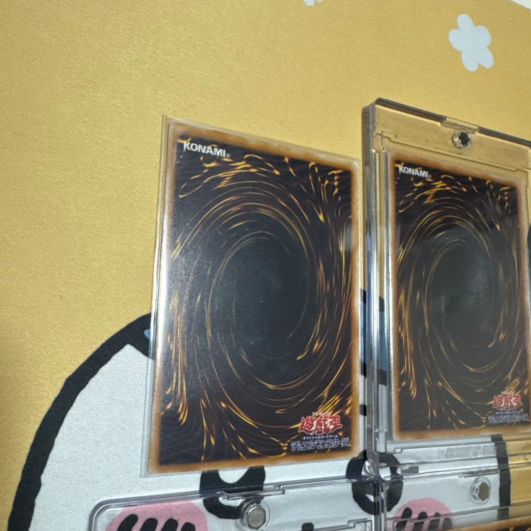 遊戯王　ブラックマジシャン　レリーフ　4枚セット