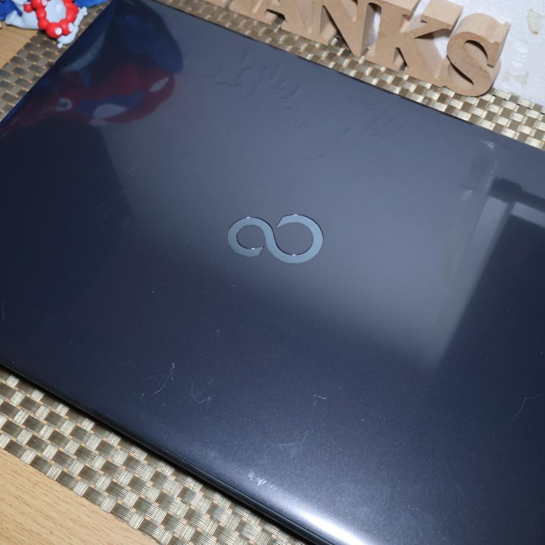 Win11公式対応Corei5/メ8/新品SSD/BD/無線/カメラ/TypeC