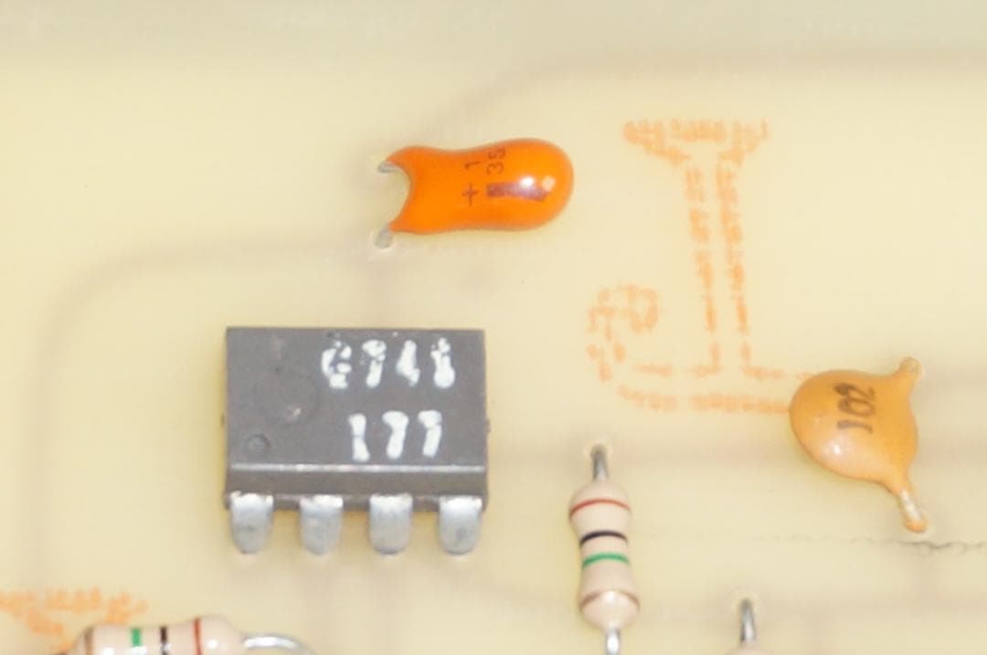 MXR Distortion＋ 1987年製　改造？　LED白