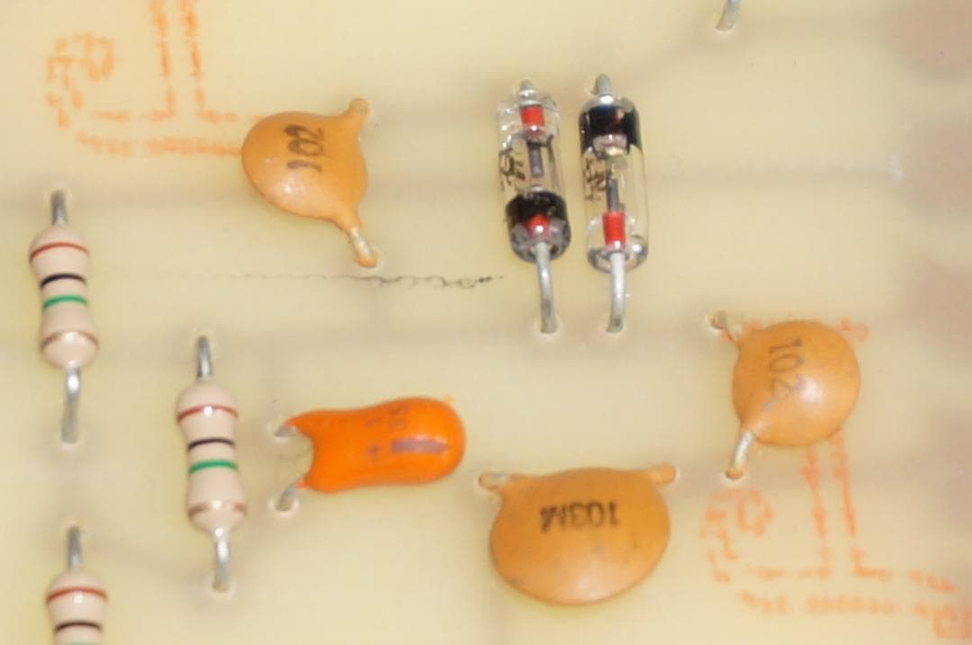 MXR Distortion＋ 1987年製　改造？　LED白