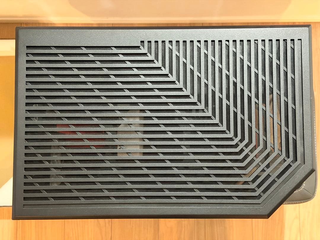 ハコス・ベールズ HYTE Y60 HAKOS BAELZ EDITION