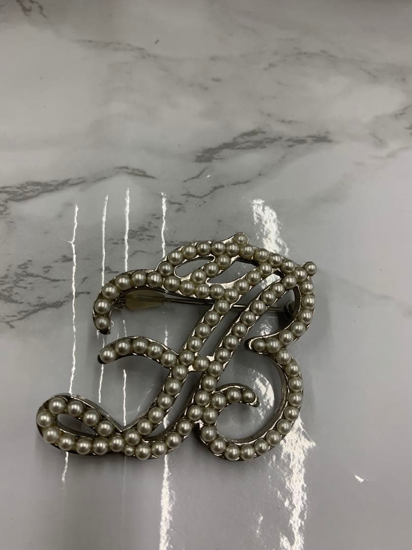 【お値下げ可♡超美品♡】FOXEY パール装飾 ブローチ