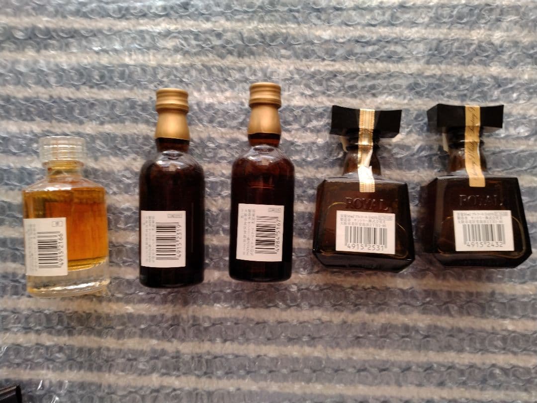 サントリー ミニチュアウイスキー5本セット