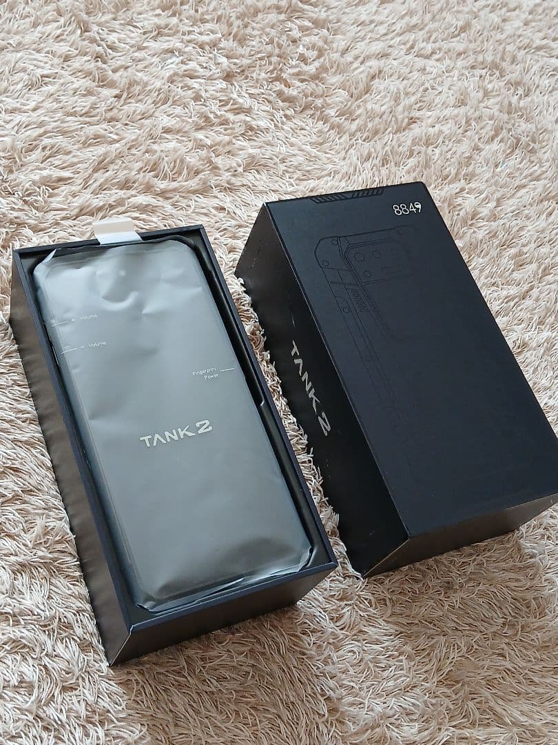 Unihertz Tank 2 12GB/256GB プロジェクタ