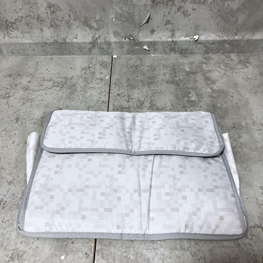 【希少】リモワ サルサ ビジネストローリー 4輪 機内持込み可能 外装良好