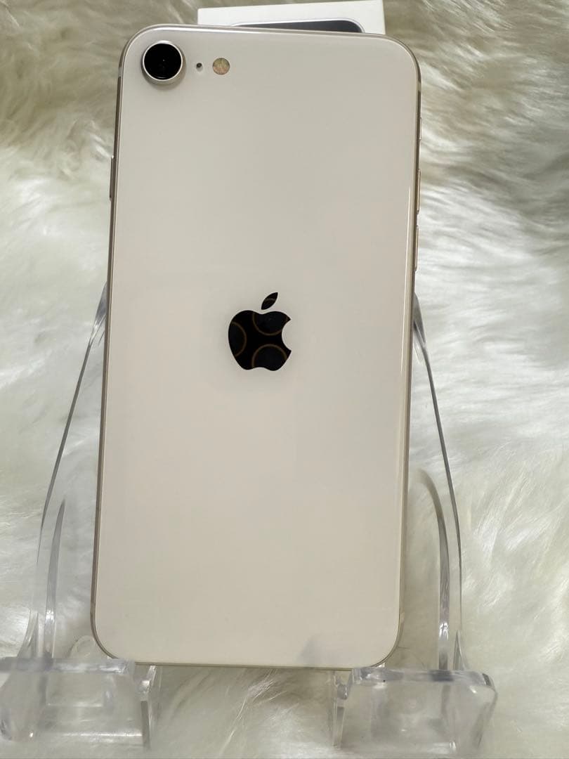 iphone SE 第3世代 スターライト64GB国内版 SIMフリー「箱付き」