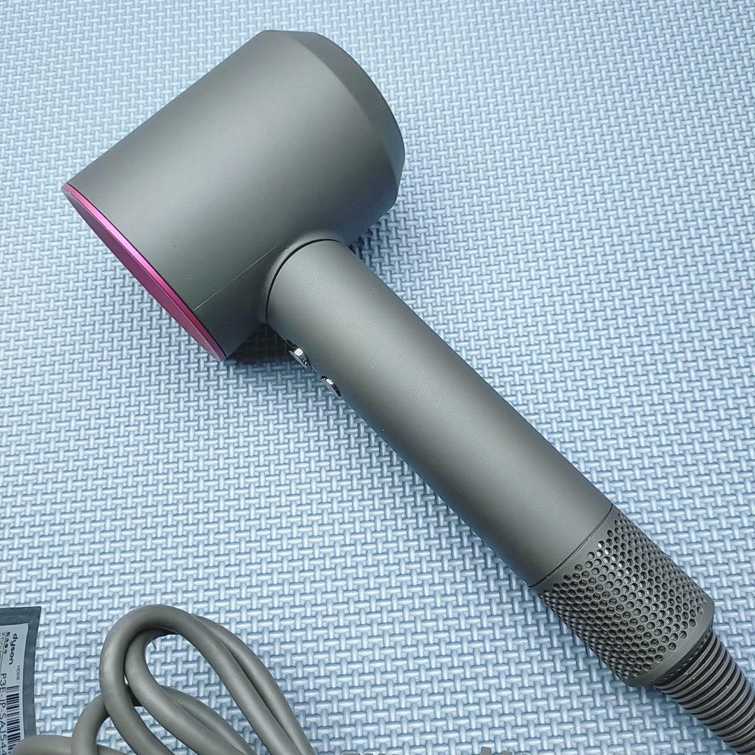 ほぼ未使用✨️Dyson ダイソン HD08 ヘア　ドライヤー