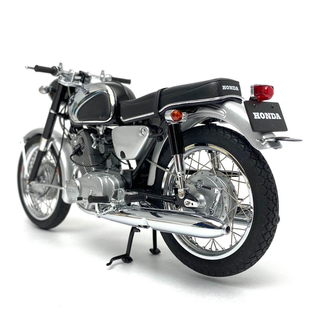 【未使用】EBBRO エブロ 1/10 Honda CB72 1960