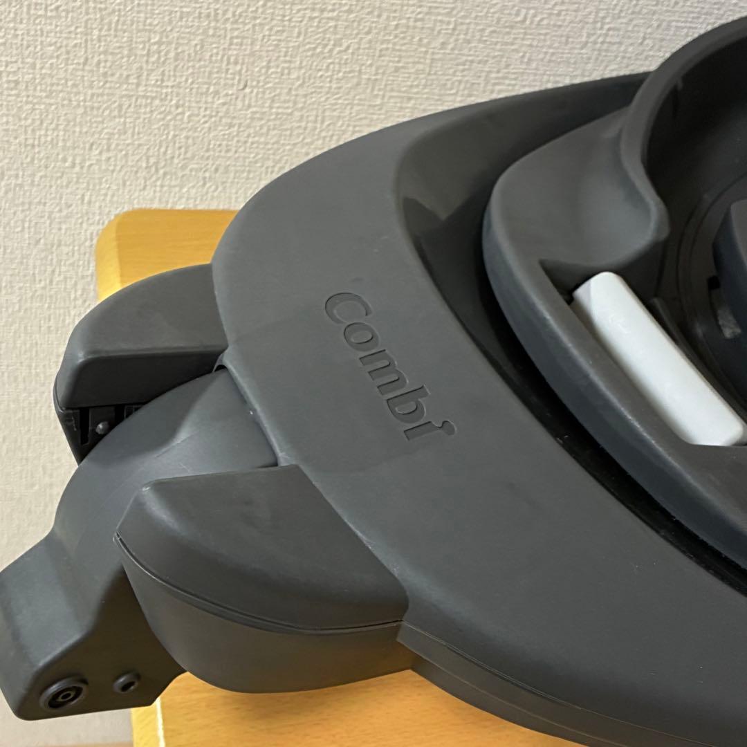 コンビ THE S ISOFIX のせかえベース