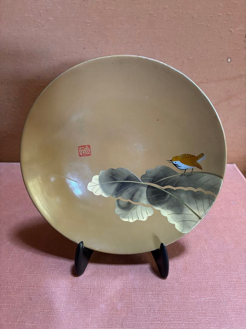 竹内栖鳳作漆絵桐葉雀文漆器　菓子器