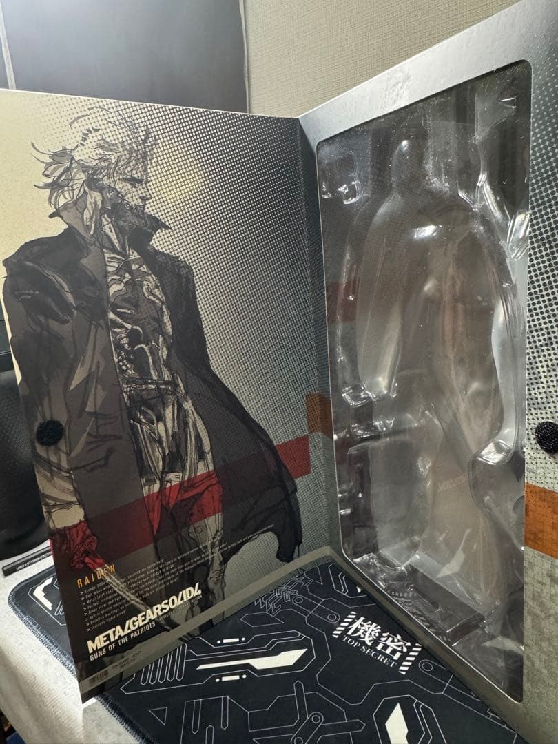 メディコムトイ メタルギアソリッド4 雷電