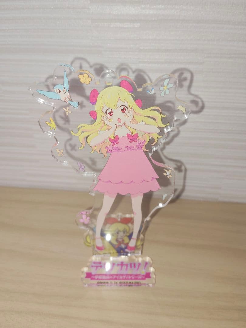 アイカツ テヅカツ 星宮いちご アクリルバッジスタンド