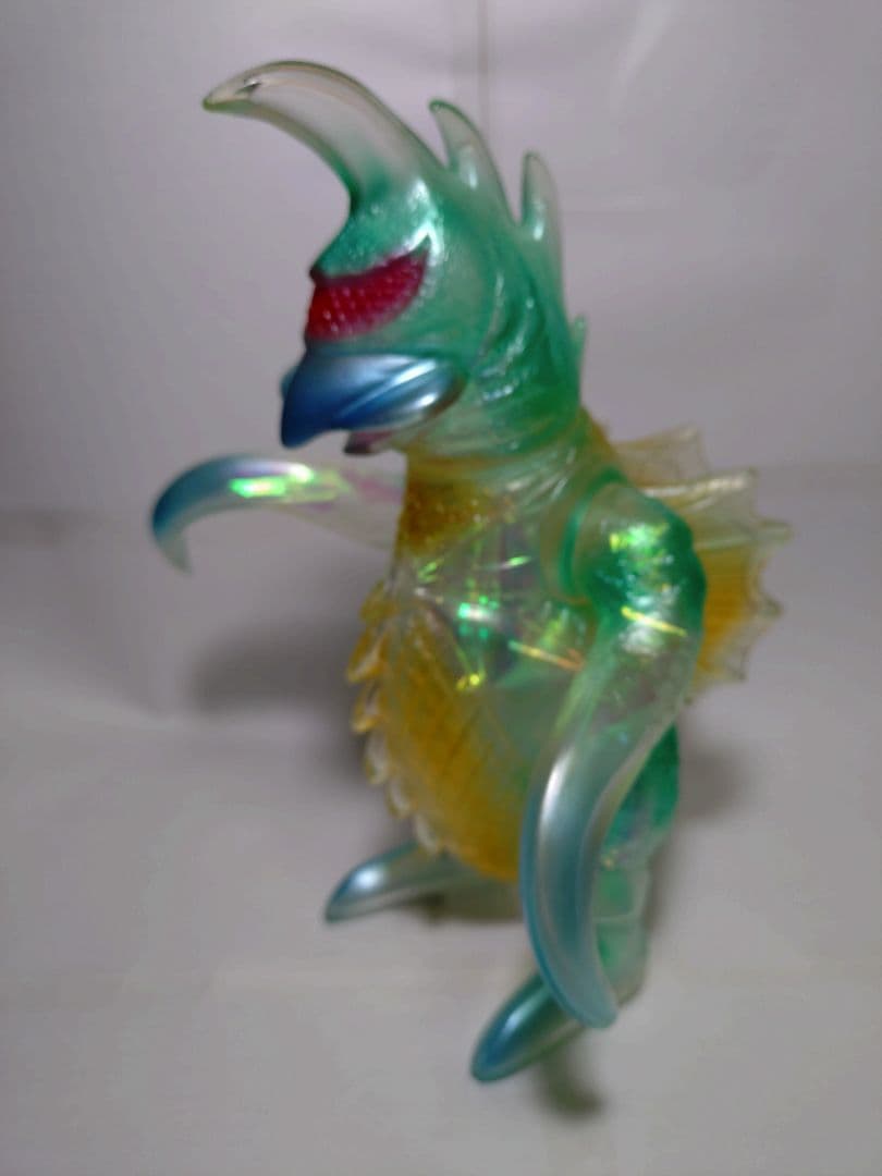 ブルマァク復刻 ガイガン オーロラ ソフビ GIGAN