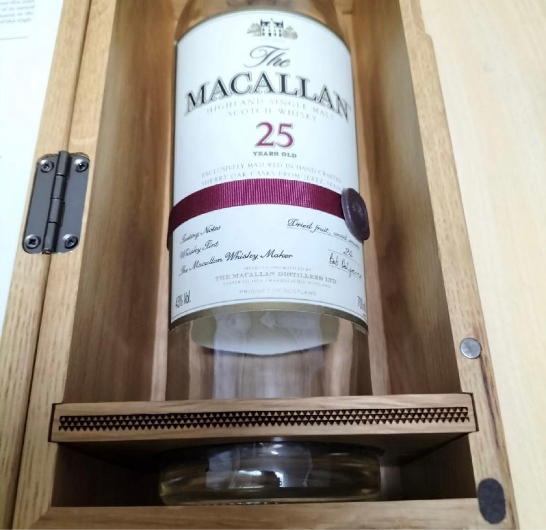 MACALLAN マッカラン25年 シェリーオーク 木箱700ml 43%空瓶