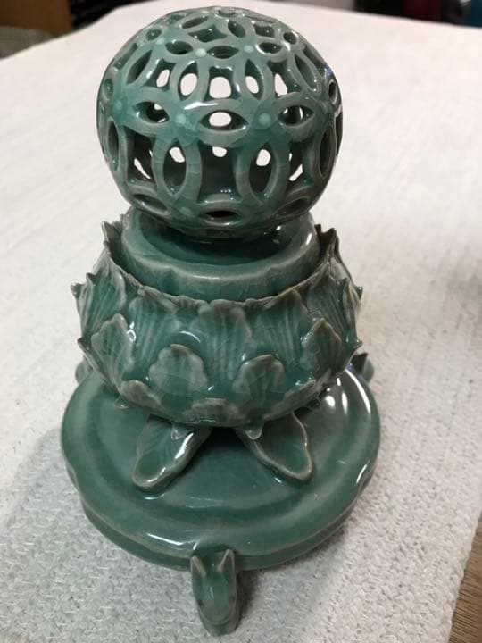 高麗青磁　香合　木箱付