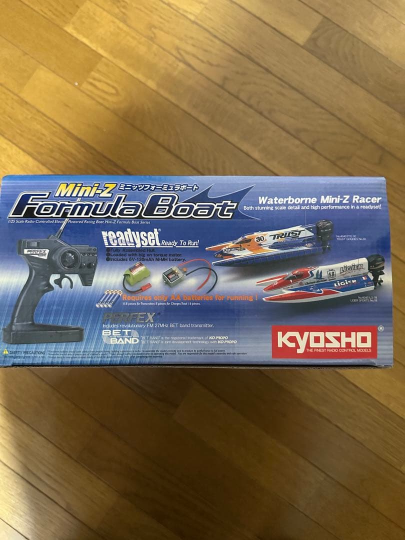 ミニッツ フォーミュラボート 京商 新品未使用