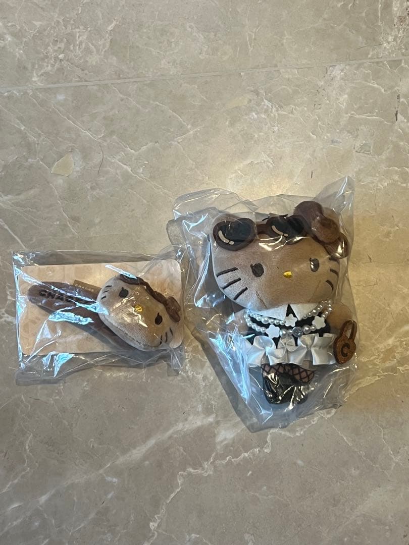 CHAGEE Hello Kitty ぬいぐるみ マスコット ヘアピン