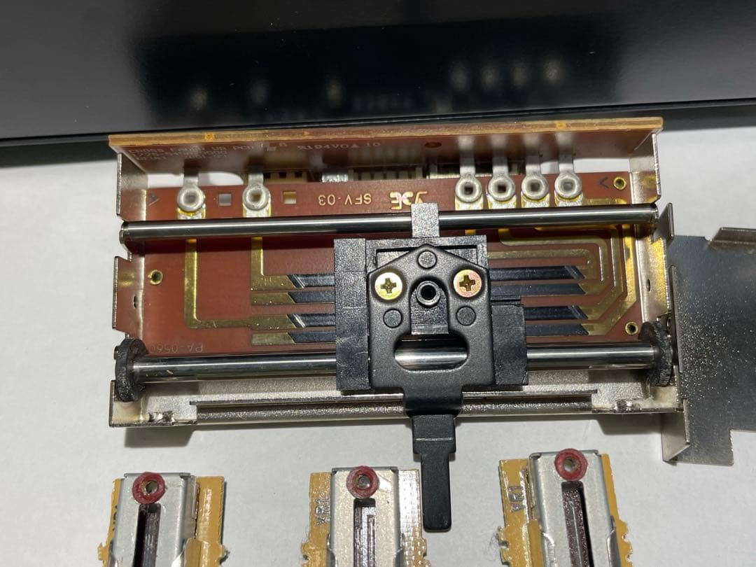 VESTAX ベスタクス　PCV-275 縦横フェーダーメンテナンス