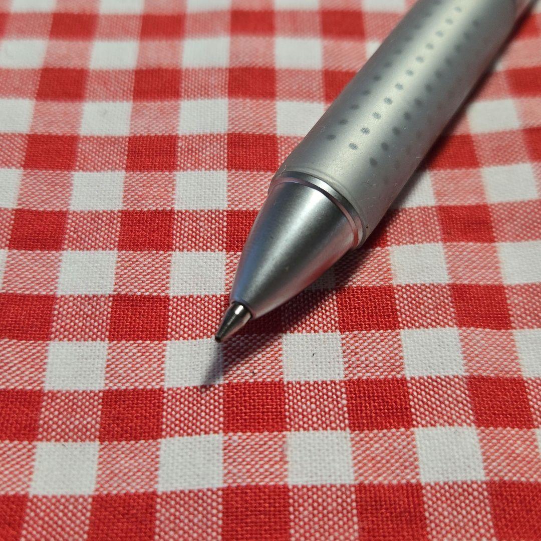 【廃盤】三菱鉛筆　ユニ　3&1 ボールペン　レア　シルバー　激レア