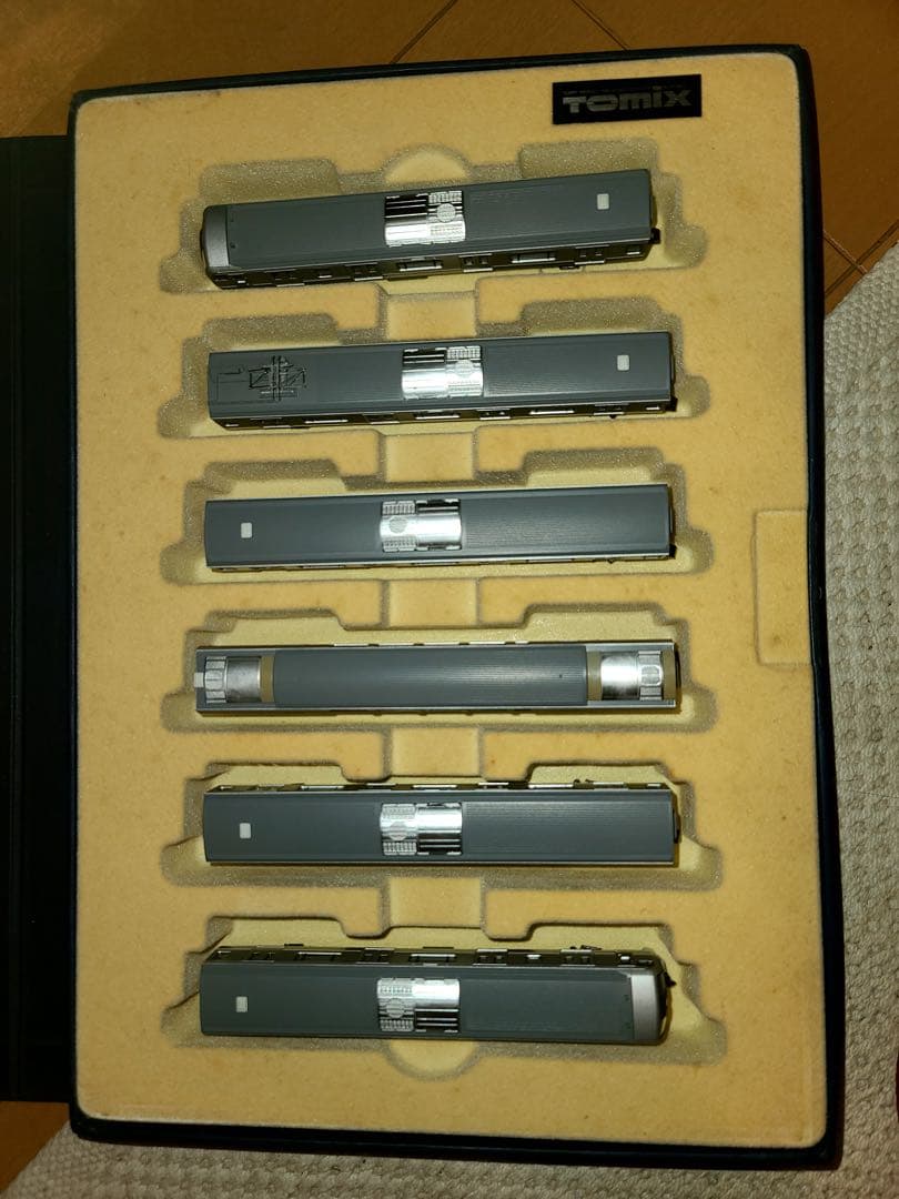 TOMIX E217系 旧塗装 旧製品 6両 現在の値段は27日迄