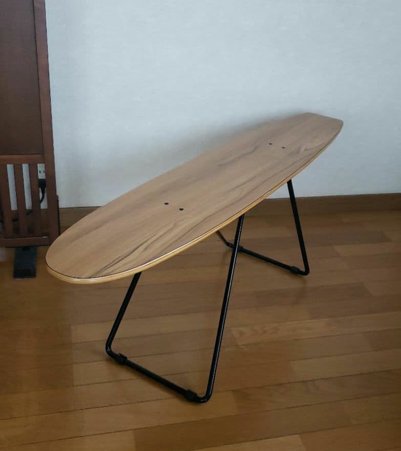 【ROOM ESSENCE/スケートボードテーブル】