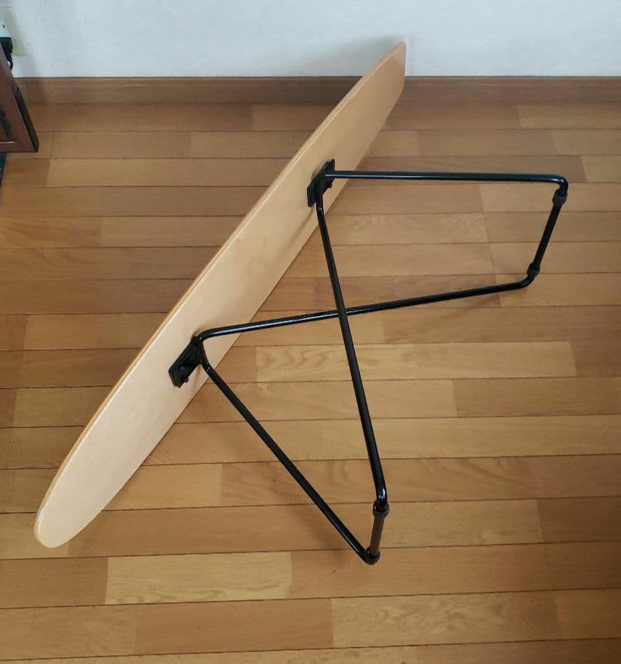 【ROOM ESSENCE/スケートボードテーブル】