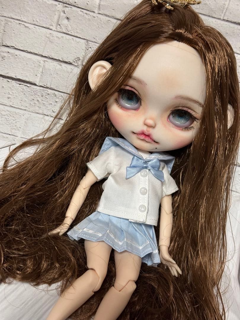 アイシードール本体　女の子　アウトフィット付き