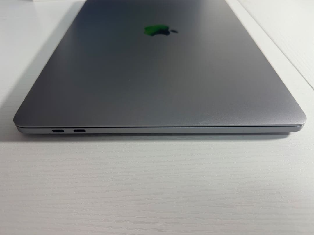 Apple MacBook pro 13インチ 2020モデル M1/512GB