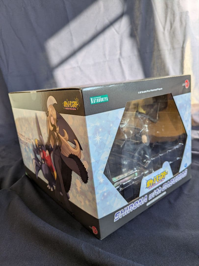 シロナ with ガブリアス 1/8スケール フィギュア　寿屋