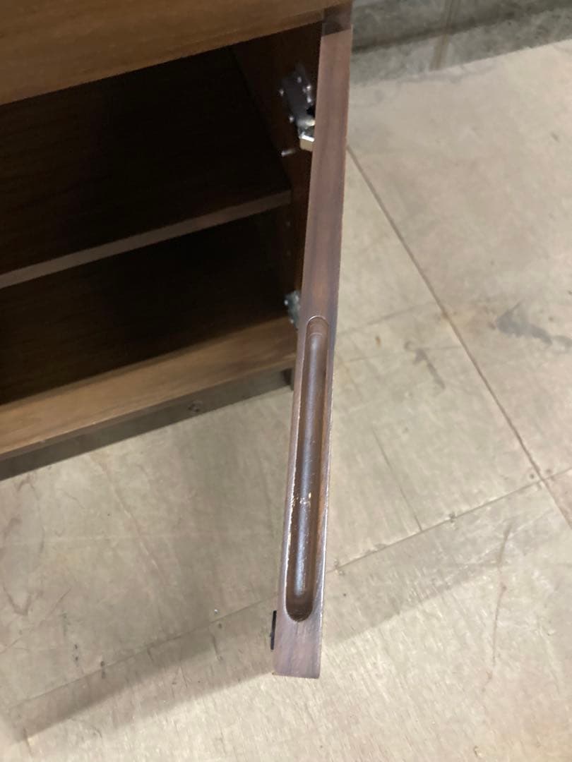 【廃盤品】MUJI 無印良品　ウォールナット 脚付キャビネット