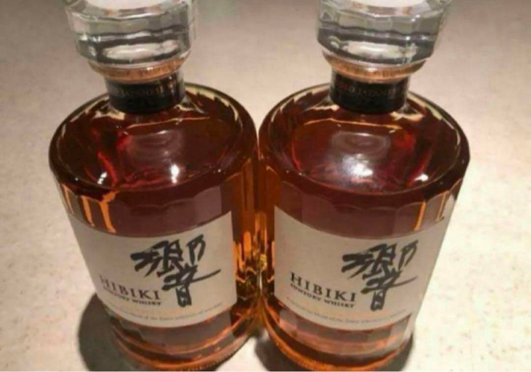 サントリー　響　ジャパニーズハーモニー　2本セット