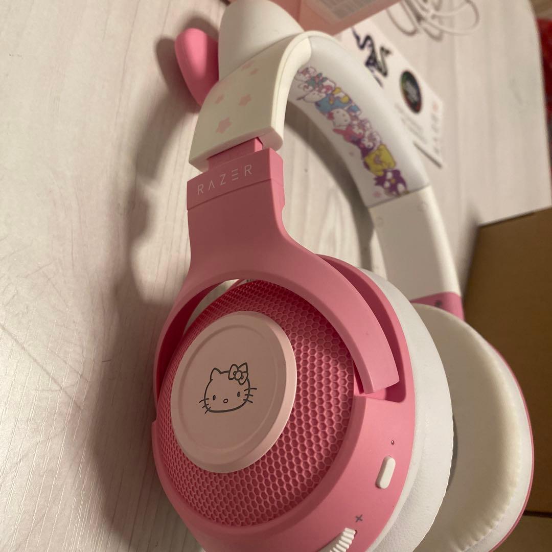 Razer Hello Kitty and Friends ワイヤレスヘッドホン