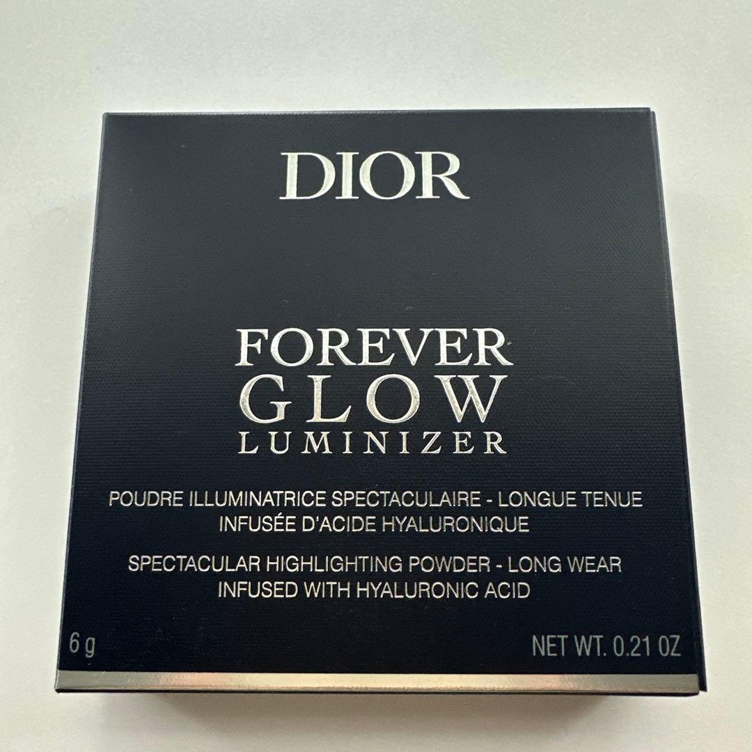 ディオールスキンフォーエバーグロウ　ルミナイザー004コーラルグロウ