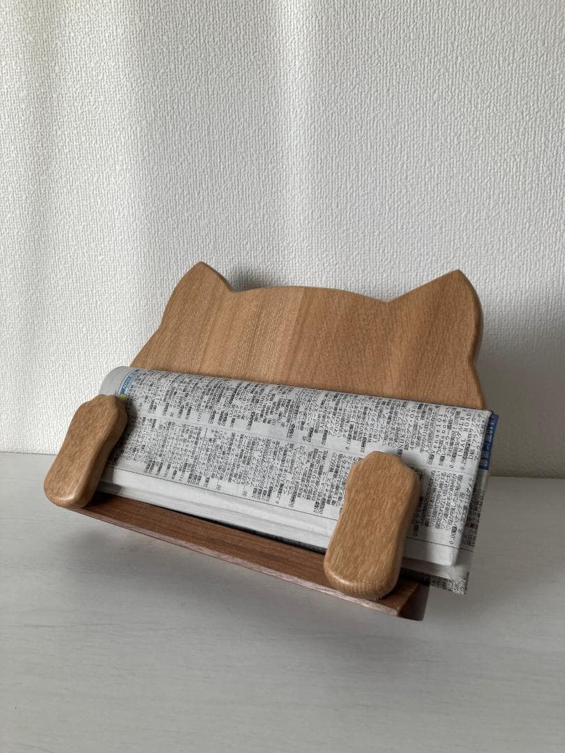 ねこちゃんスタンド（横目）