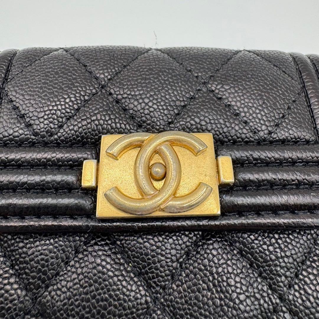 シャネル⭐︎キャビアスキン☆ボーイシャネル☆マトラッセ⭐︎三つ折り財布