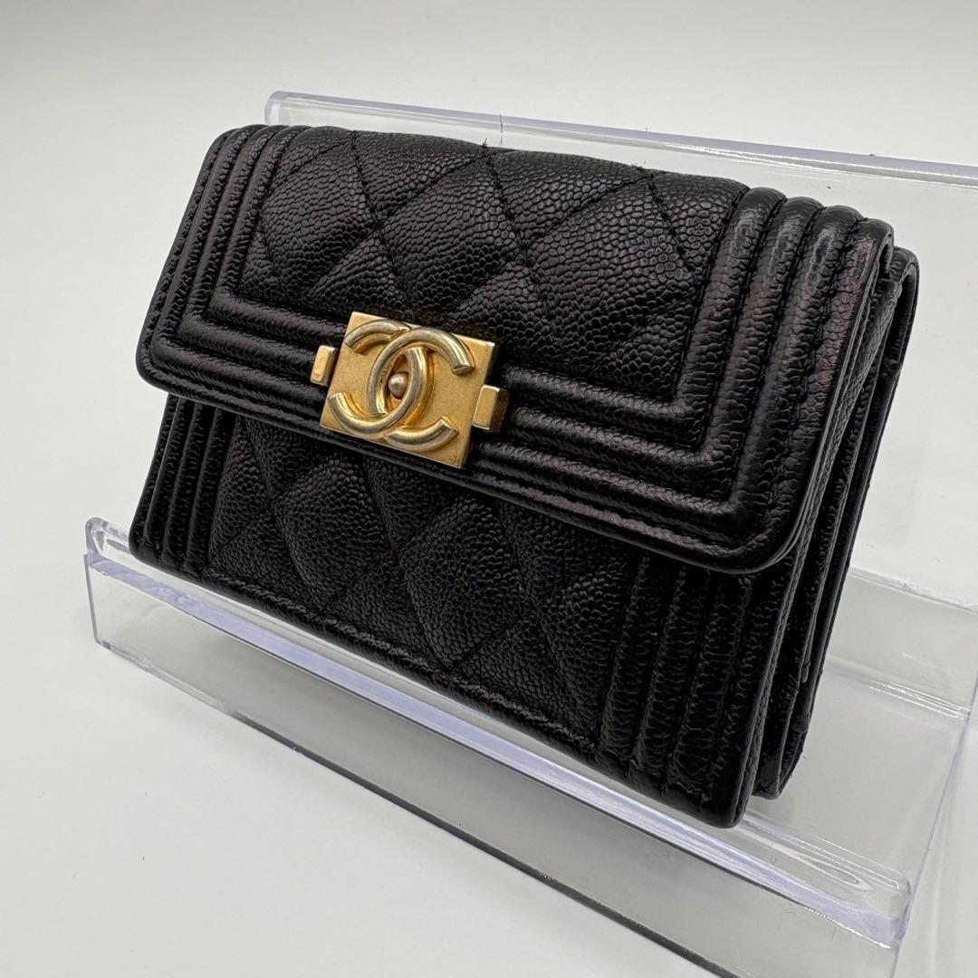 シャネル⭐︎キャビアスキン☆ボーイシャネル☆マトラッセ⭐︎三つ折り財布