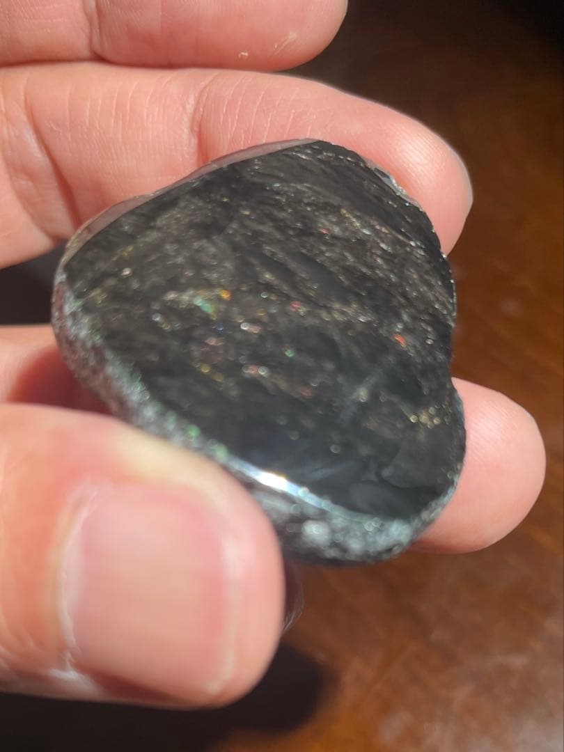 研磨品　十勝石玲瓏　スペシャルゴールデンレインボー