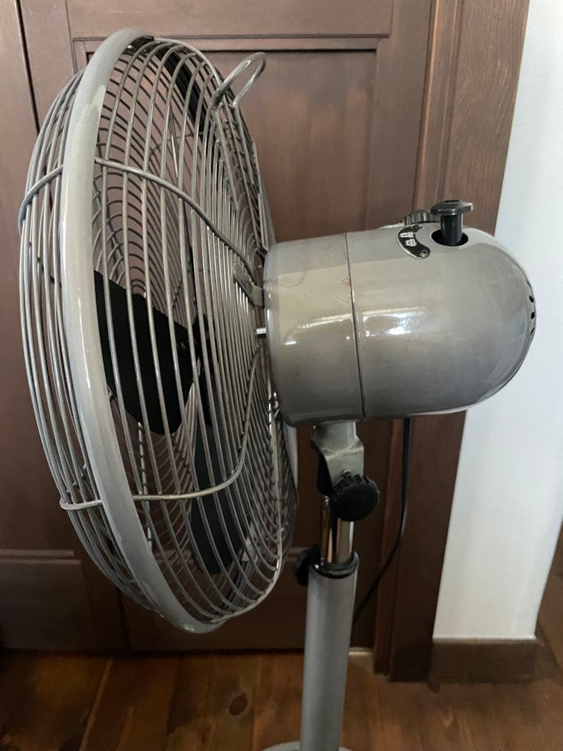 扇風機・サーキュレーター RETRO FLOOR FAN Hermosa