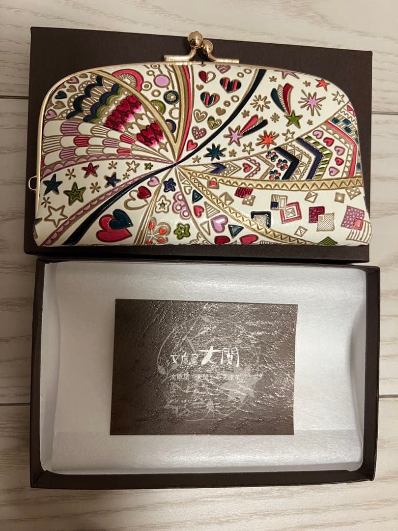 値下げ　新品未使用　文庫屋大関♡ハートや星　カラフル模様のがま口