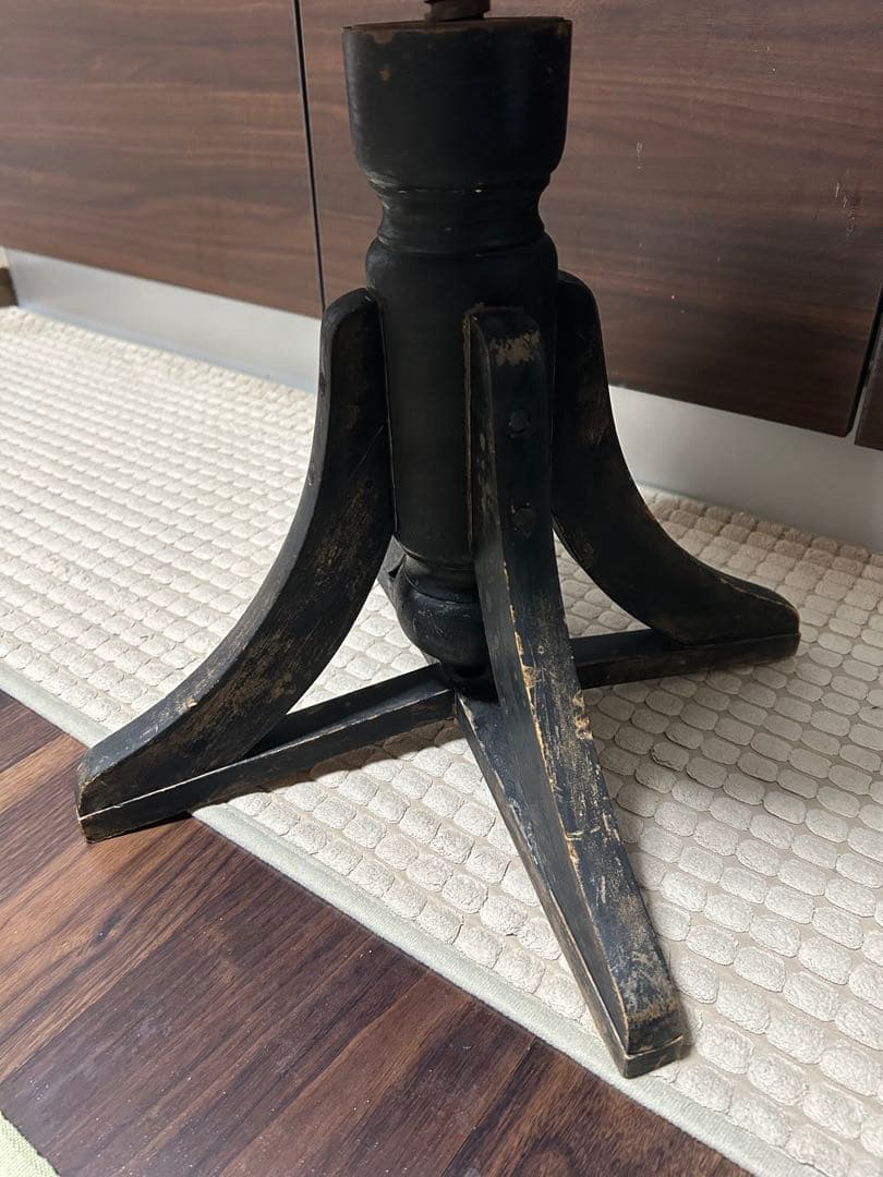 最終お値下げです。ヴィンテージ　木製スツール 丸椅子 黒色　アンティーク